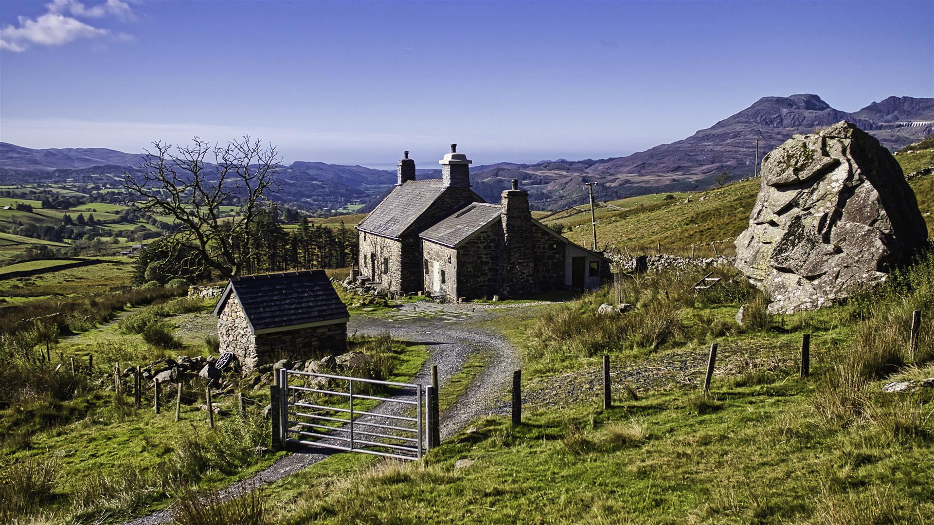 House & Views (6).jpeg